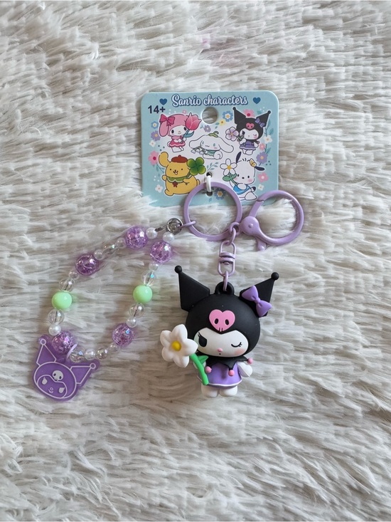 Sanrio Accessories - Sanrio licensed Kuromi flower collection Keychain Charm with Beaded Bracelet